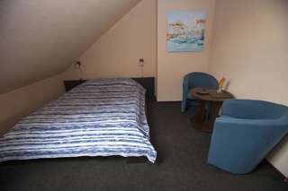 Мини-отель Mini-Hotel Voyage Запорожье Двухместный номер с 1 кроватью и собственной ванной комнатой-4